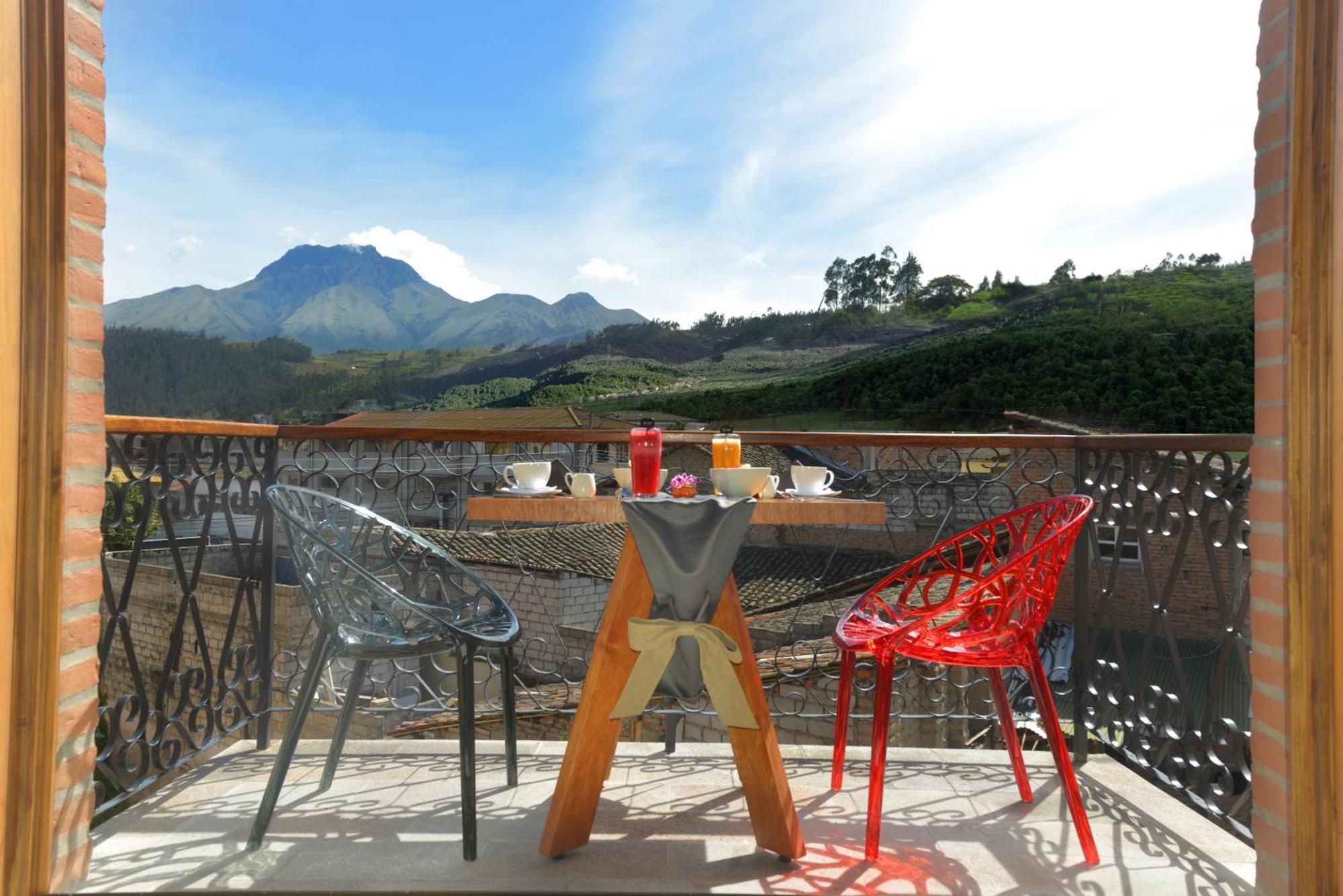 Hotel Otavalo Buitenkant foto