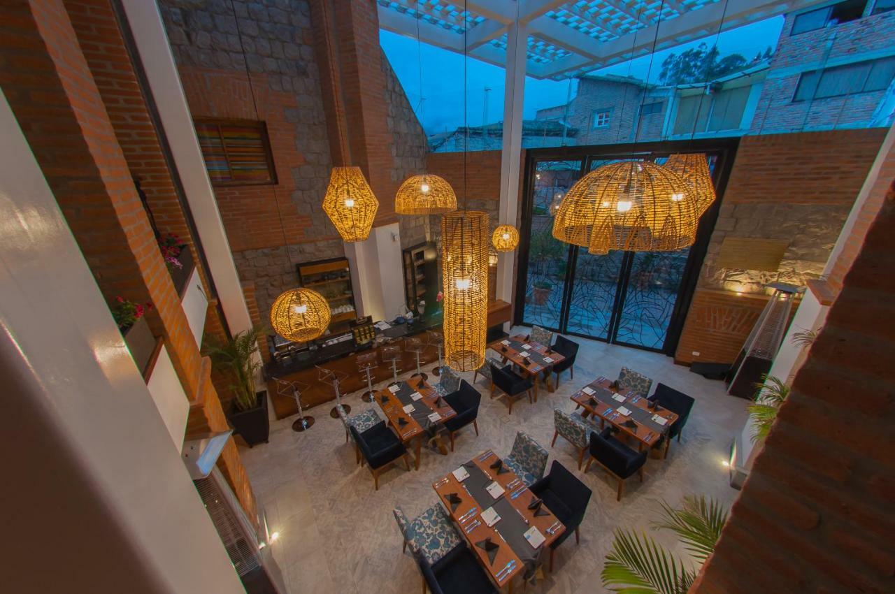 Hotel Otavalo Buitenkant foto