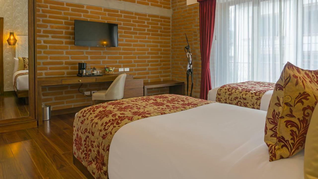 Hotel Otavalo Buitenkant foto